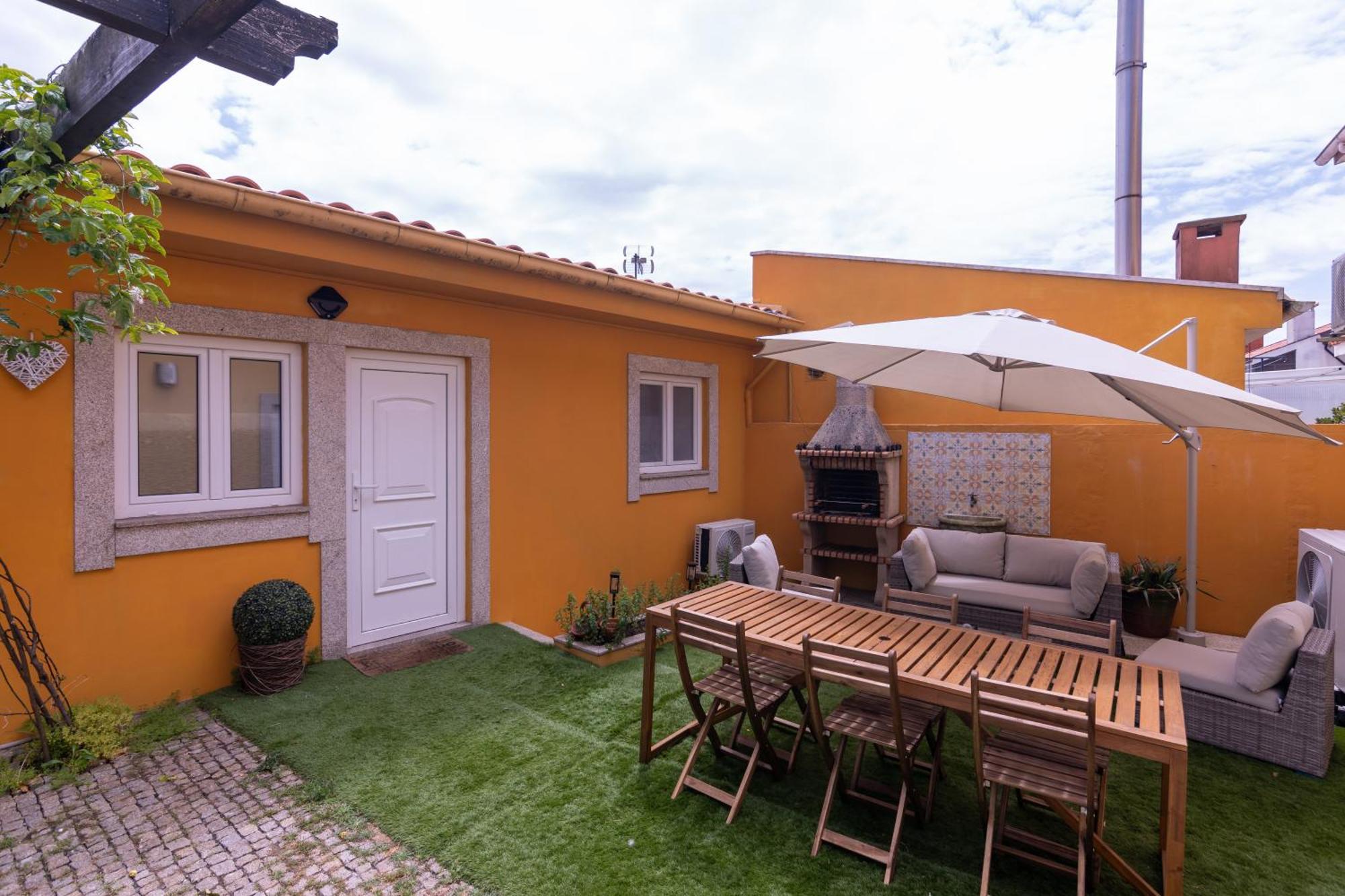 Perafita Yellow House - Ecohost Exterior foto
